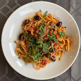 Linguine alla puttanesca